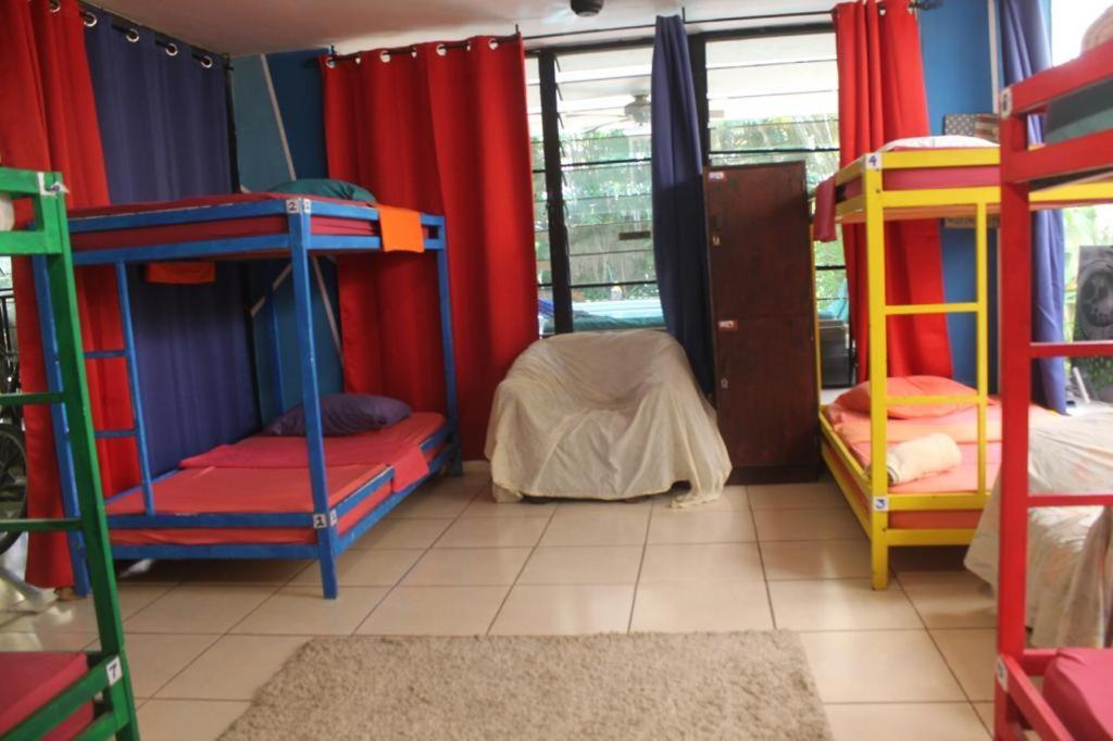 Culturahumana Guesthouse Panama City Exterior photo